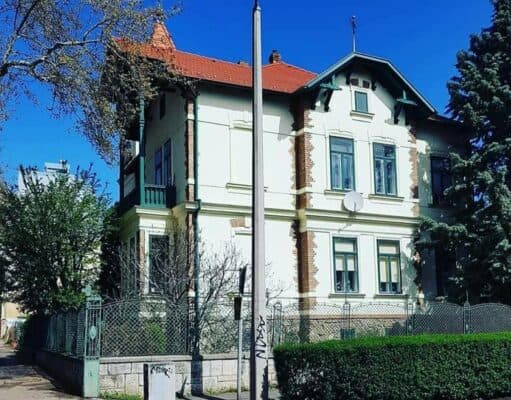 Villák között lépdelve – A pécsi Schlauch-villatelep története, avagy városrész-rehabilitáció az 1900-as évek elején