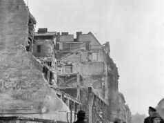 Emlékezzünk 1956 hőseire!