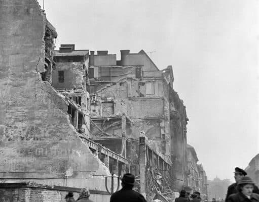 Emlékezzünk 1956 hőseire!