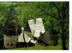 A sztánai Varjúvár története