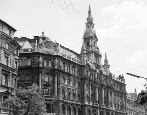 Építészet & Költészet – 4. rész – New York Kávéház