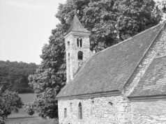 Építészet & Költészet – 5. rész – Mánfa Árpád-kori temploma a Mánfai Sarlós Boldogasszony- templom