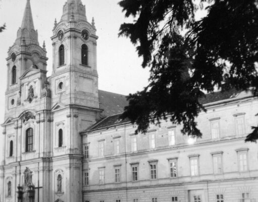 MŰEMLÉK KISOKOS – C, MINT CISZTERCI APÁTSÁG TEMPLOMA (ZIRC)